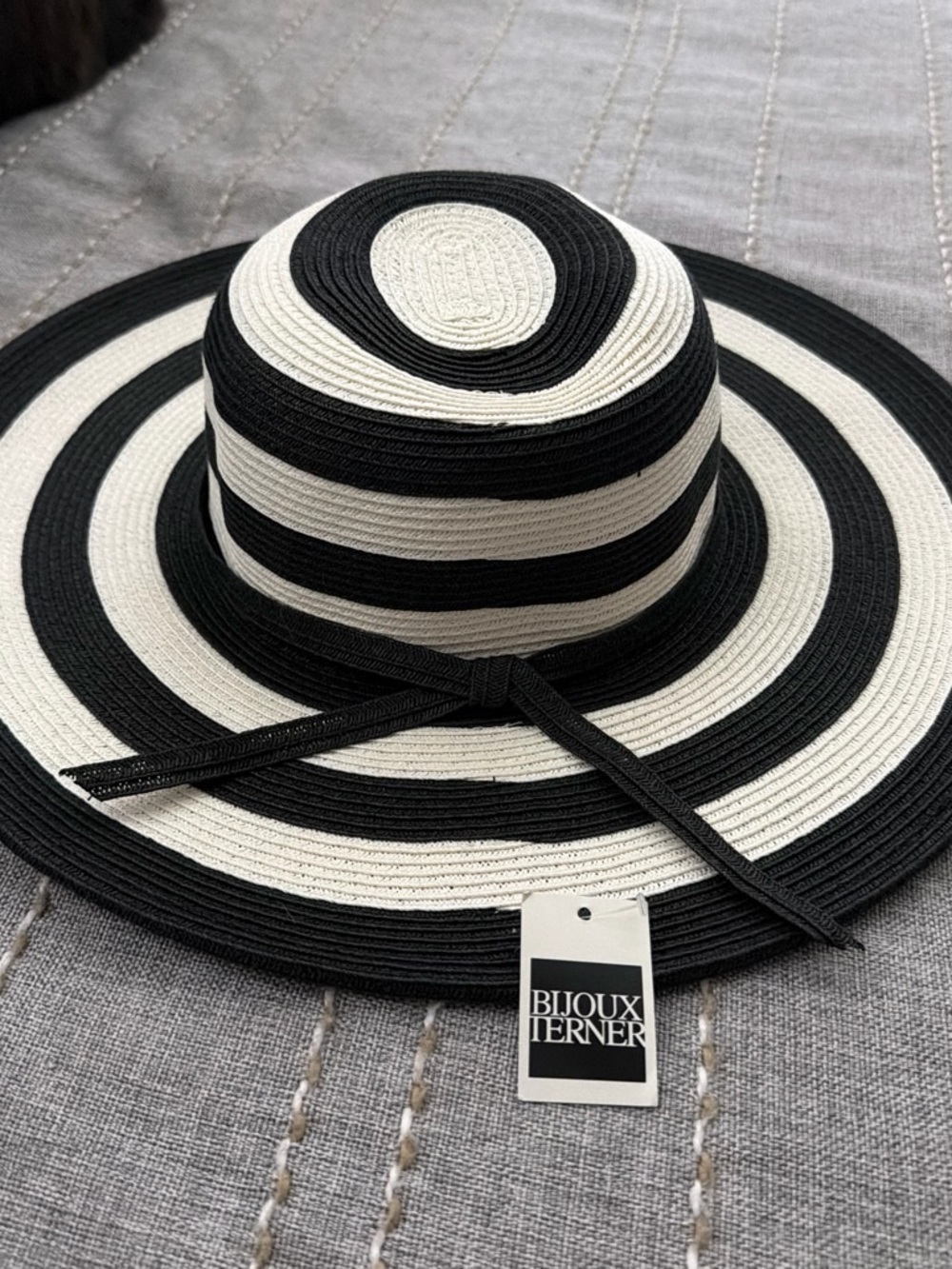 Bijoux Terner Black and White Wide Brim Stripe Sun Hat